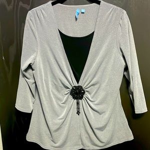 EUC B-Slim Top Blouse Slimming Size Large Black Gray Beaded